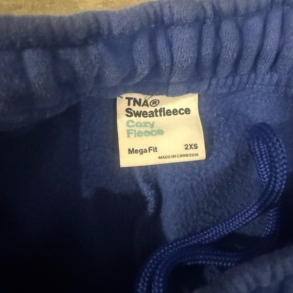 Blue Aritzia TNA Sweatpants - Picture 2 of 2